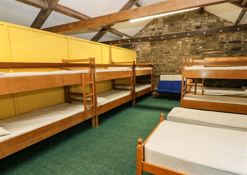 A bedroom in West Barn Bunkhouse at West Barn Bunkhouse, Reeth
