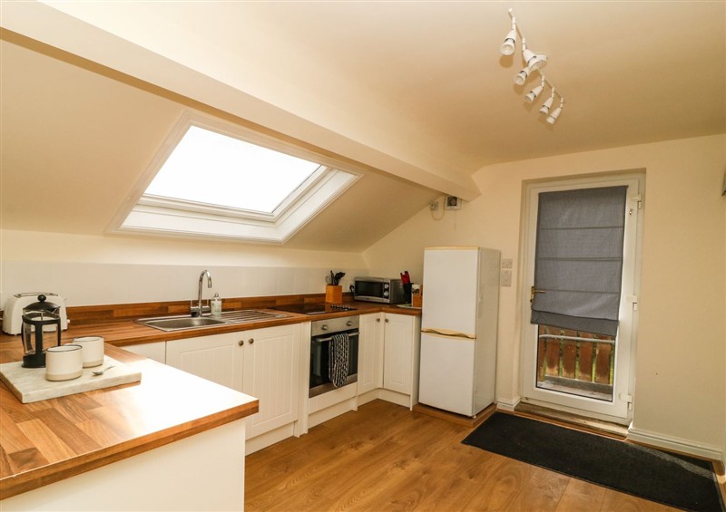 The kitchen (photo 2) at West Cottage, East Knapton near Rillington