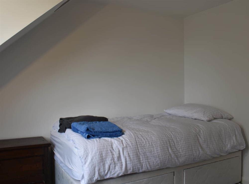 Single bedroom (photo 2) at West End Farm in Heathfield, East Sussex