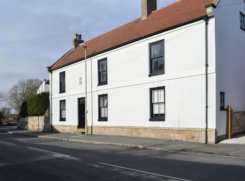 Lovely large farmhouse conversion at West House Farm in Muston, near Filey, North Yorkshire