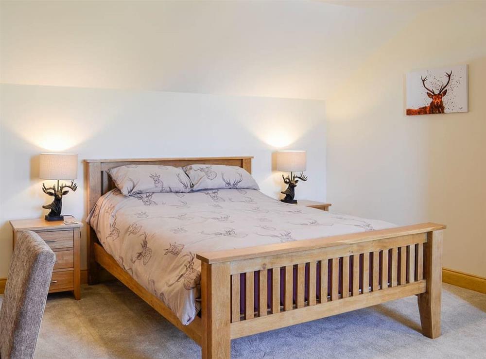Double bedroom at West Lanegate Farmhouse in Amisfield, Dumfriesshire