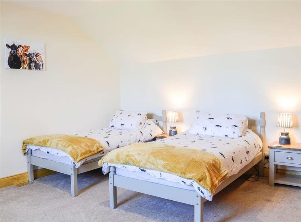 Twin bedroom at West Lanegate Farmhouse in Amisfield, Dumfriesshire