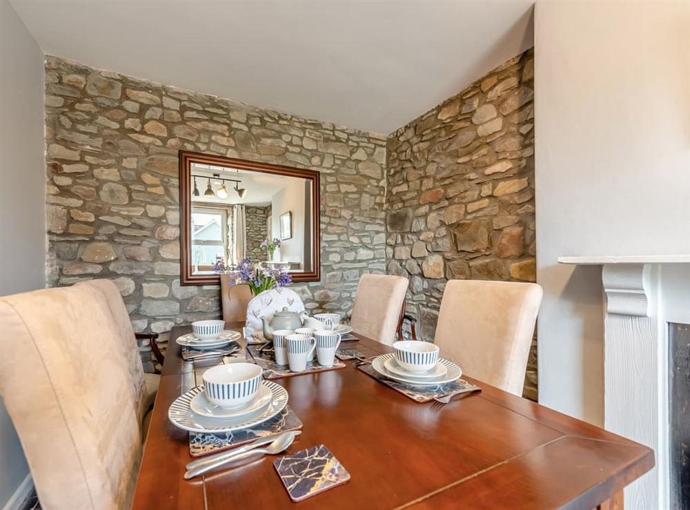 Dining room (photo 2) at West Llwyn in Rhydowen, Dyfed