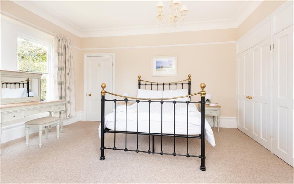 King-size bed at West Vane in Modbury