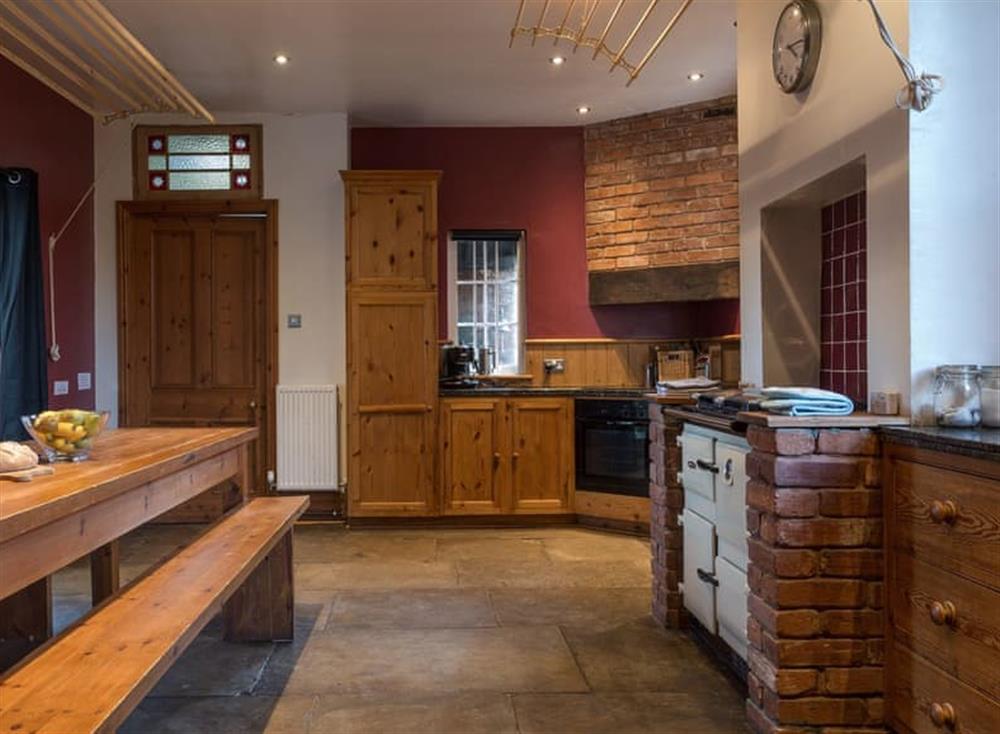 Kitchen with dining area (photo 2) at Westcott House in Rockbeare, near Exeter, Devon
