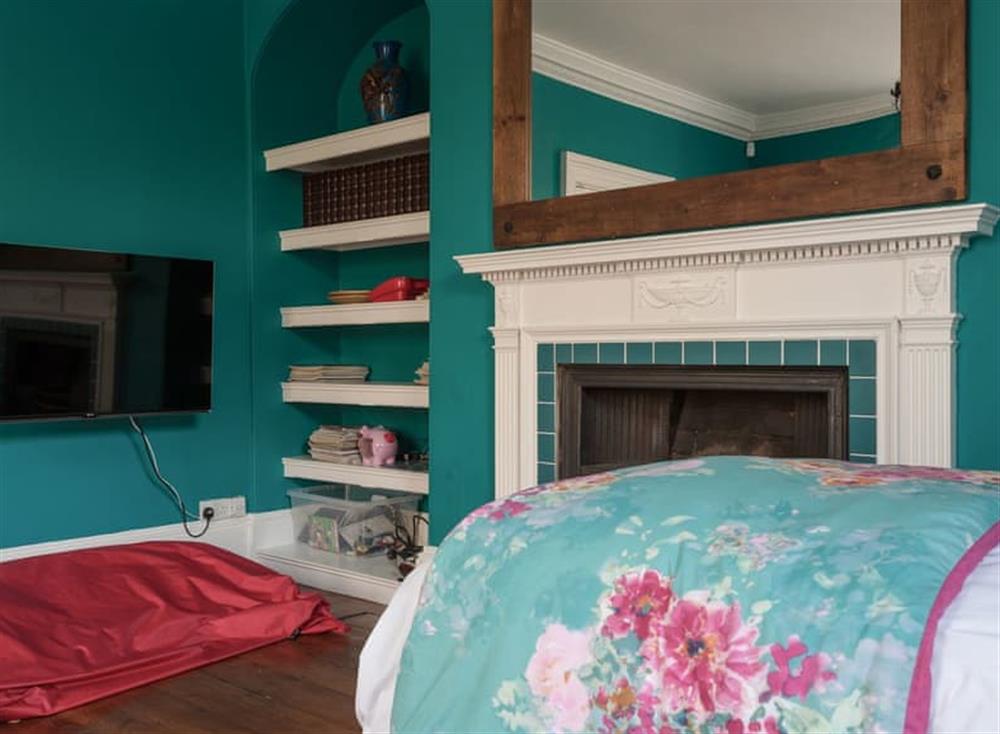 Twin bedroom (photo 2) at Westcott House in Rockbeare, near Exeter, Devon