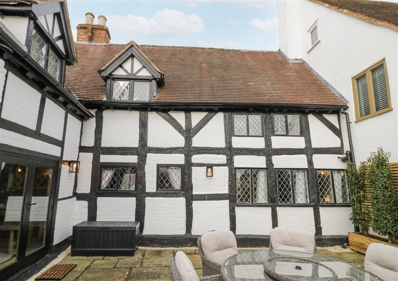 Outside Weston Cottage at Weston Cottage, Welford-On-Avon