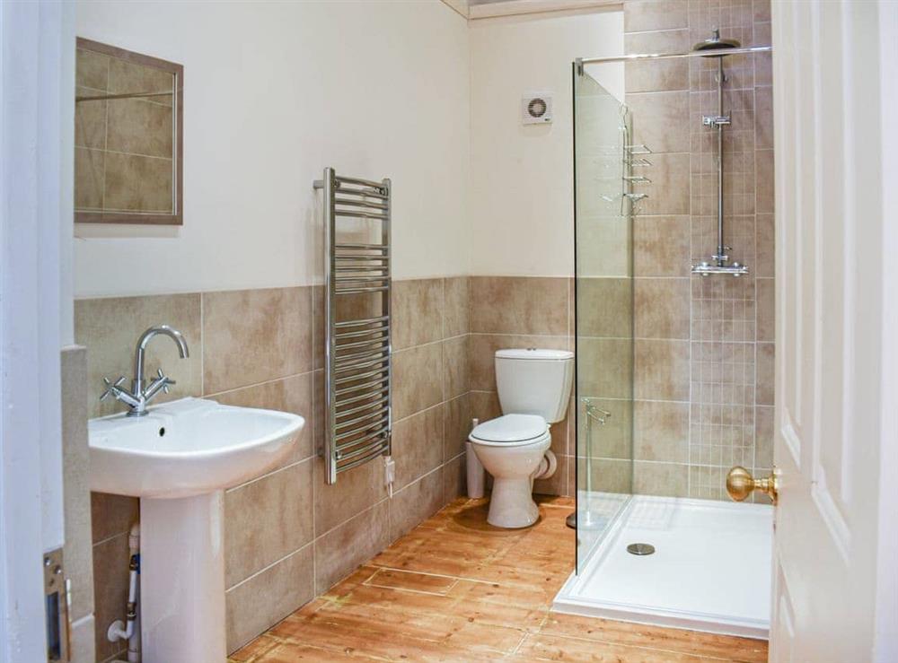 Bathroom (photo 5) at Westward House in Huntingdon, Cambridgeshire