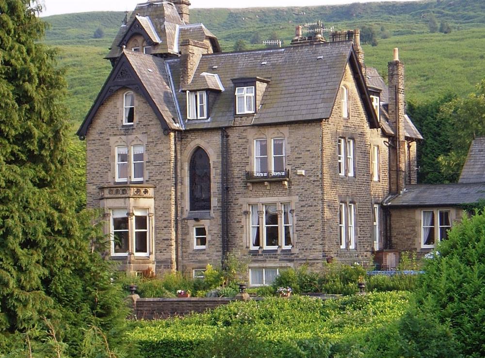 Westwood Lodge Cottages The Wells in Ilkley, West Yorkshire sleeps 2