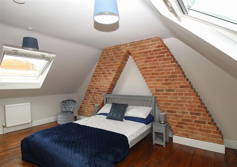 One of the 3 bedrooms at Weybury Cottage, Brewers Quay Harbour