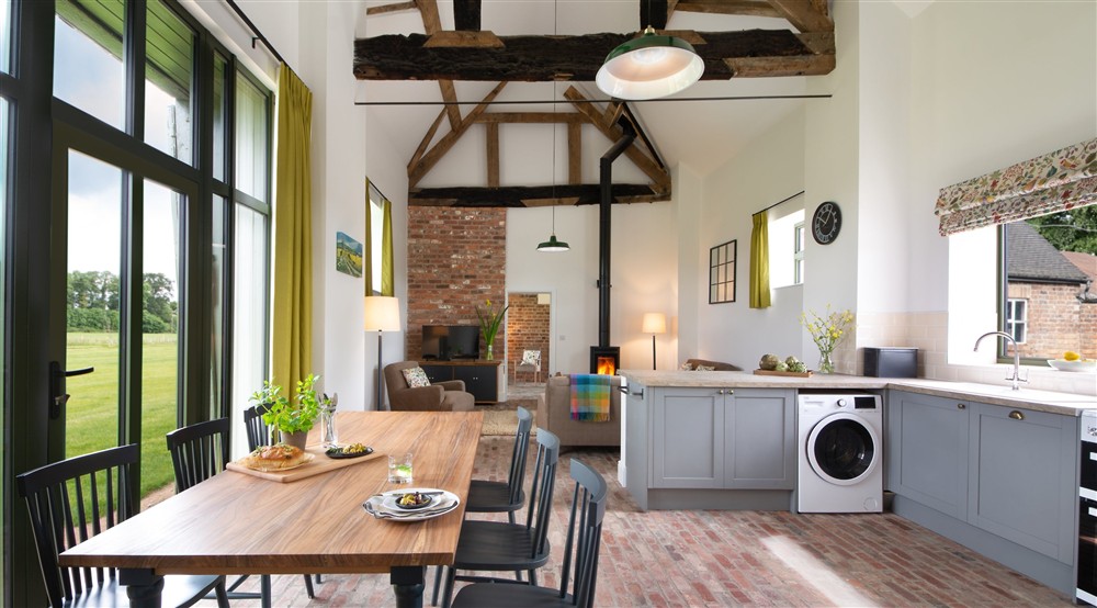 The open-plan kitchen dining and sitting room (photo 3) at Wharf Barn in Shrewsbury, Shropshire