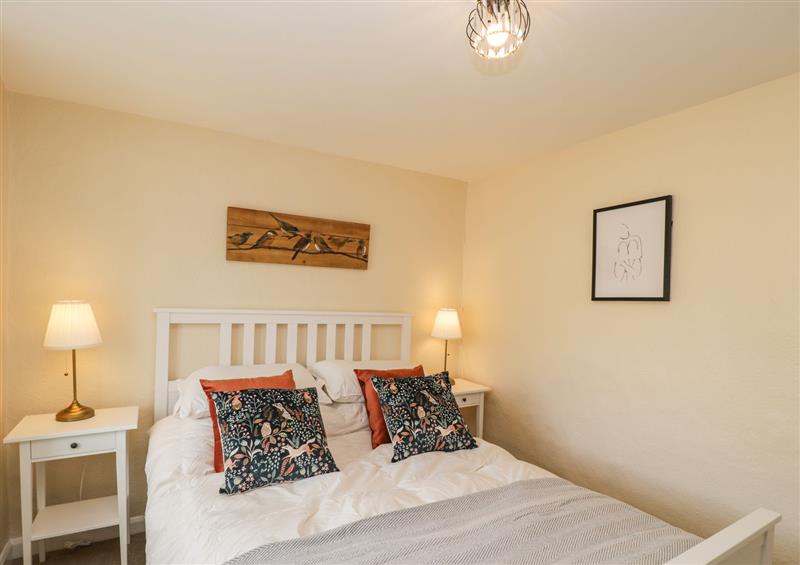 One of the bedrooms (photo 2) at Wharf Cottage, Lechlade-On-Thames