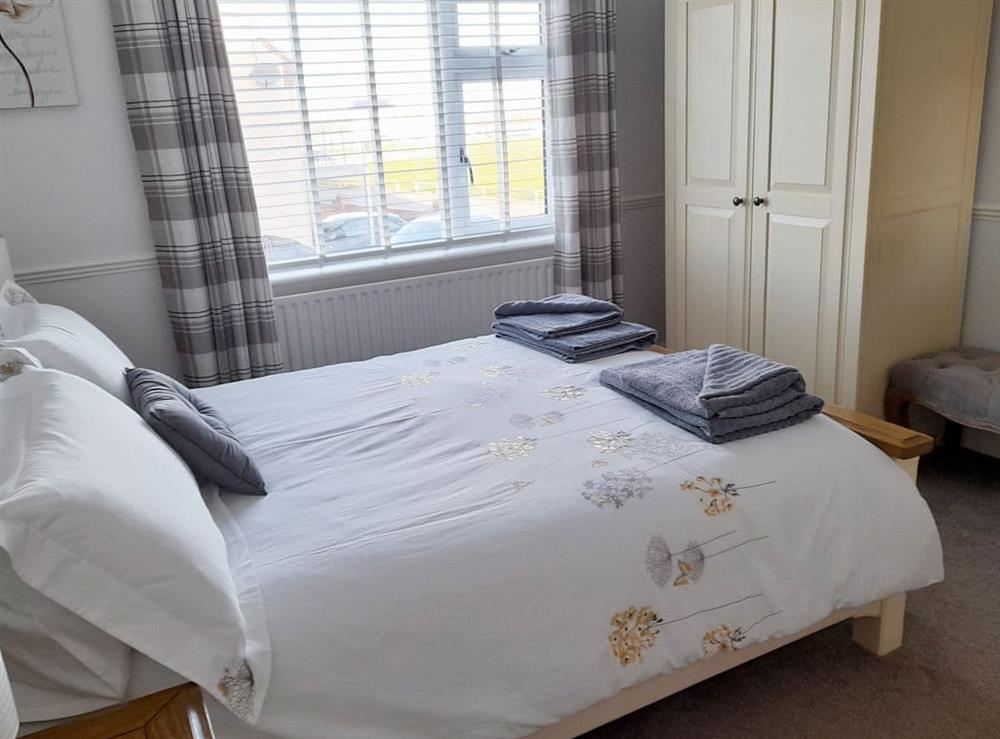 Double bedroom (photo 5) at Wheelhouse 21 in Amble, Northumberland