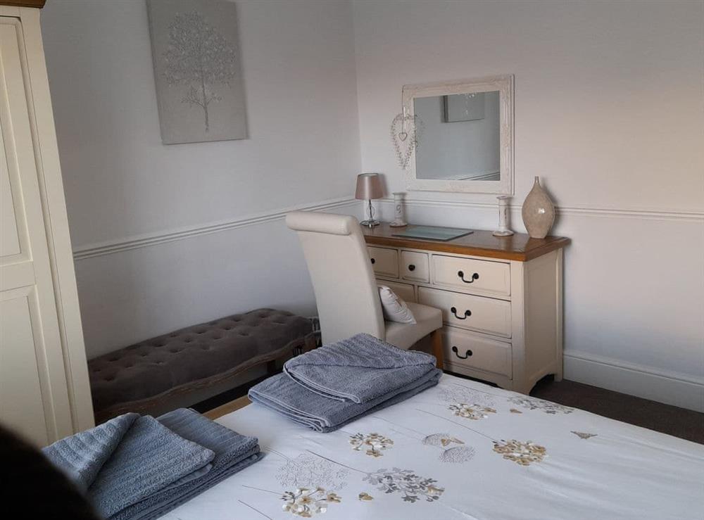 Double bedroom (photo 6) at Wheelhouse 21 in Amble, Northumberland