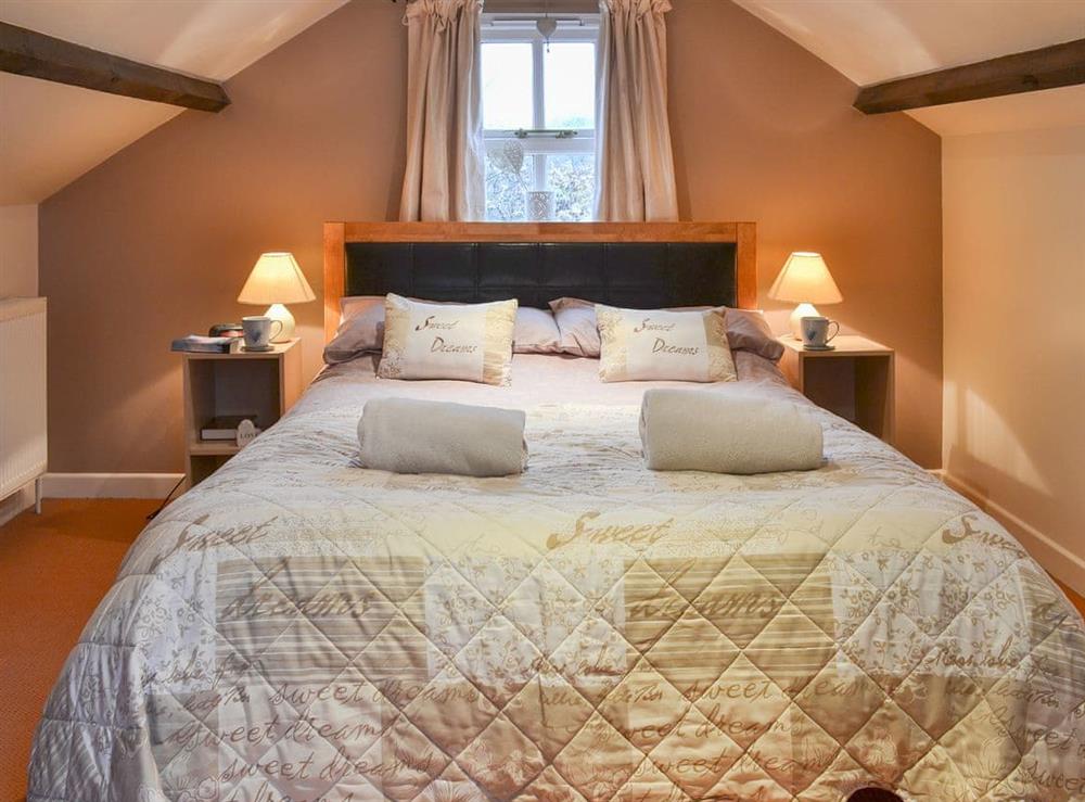 Beautifully-appointed double bedroom at Wheelwright Cottage in Beaworthy, Devon