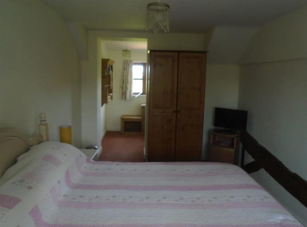 Double bedroom on first floor at Whipple Tree Cottage in Cratfield, Halesworth, Suffolk