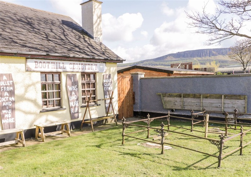 Outside Whiskey Creek Cabin (photo 3) at Whiskey Creek Cabin, Castlerock
