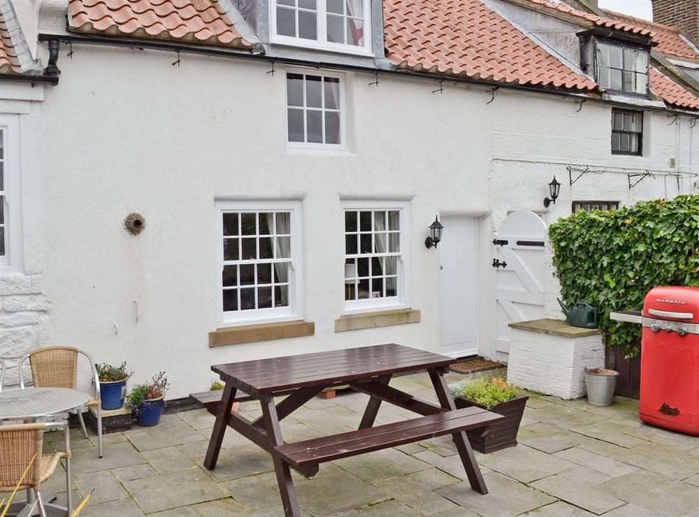 Sitting-out-area at White Cottage in Whitby, North Yorkshire