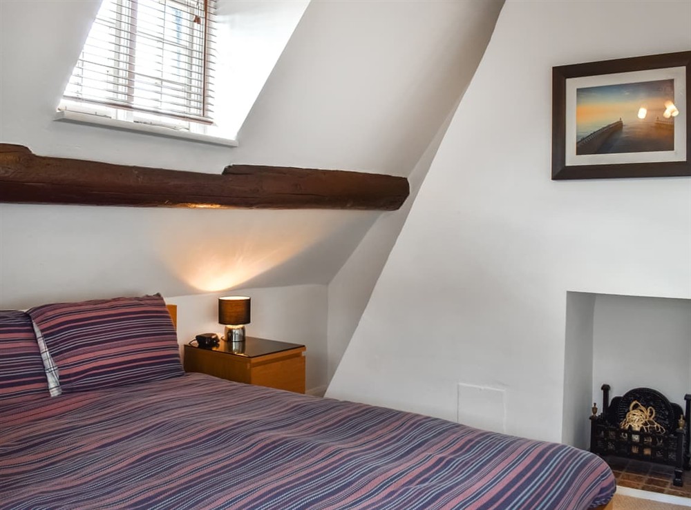 Double bedroom (photo 2) at White Cottages in Whitby, North Yorkshire