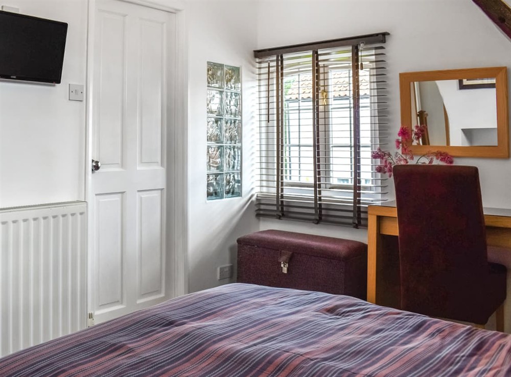 Double bedroom (photo 3) at White Cottages in Whitby, North Yorkshire