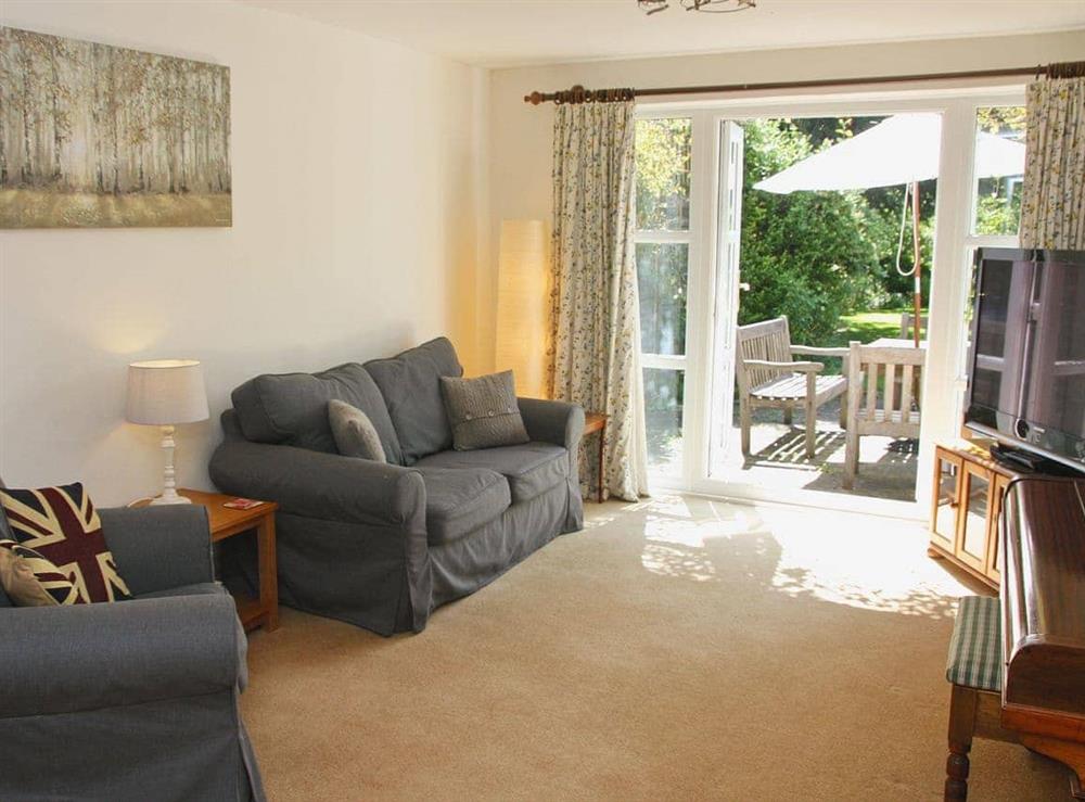 Sitting room (photo 3) at White Horse Cottage in West Meon, near Petersfield, Hampshire