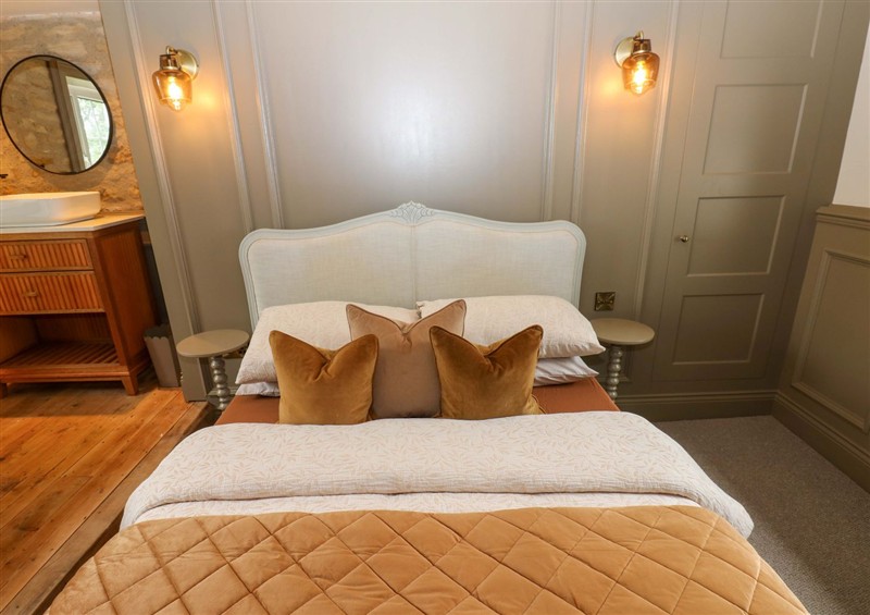 One of the 4 bedrooms (photo 2) at White House, Durham