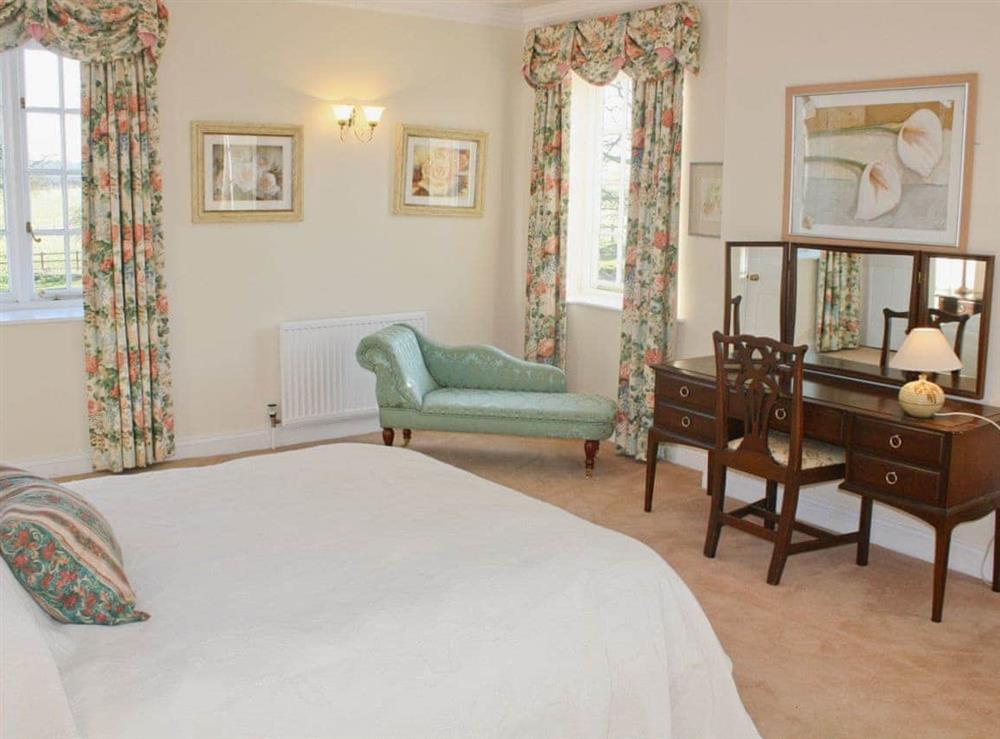 Double bedroom (photo 2) at White House Farm in Fring, near Kings Lynn, Norfolk