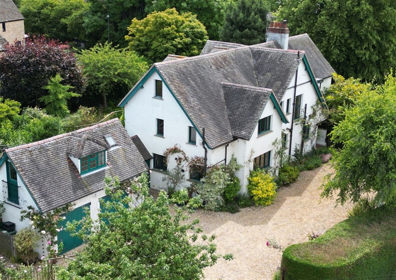 Outside at White House, Mickleton