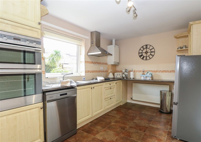 Kitchen (photo 2) at White Lion Retreat, Cromer