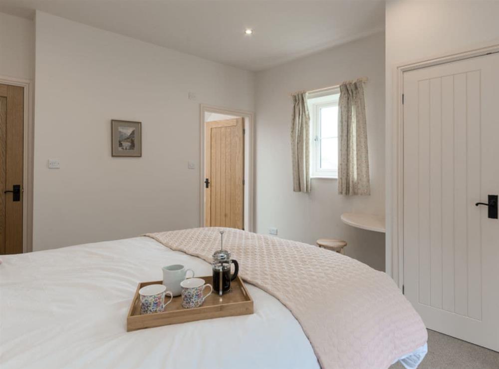 Double bedroom (photo 3) at White Lodge Cottage in Carlton Miniott, near Thirsk, North Yorkshire