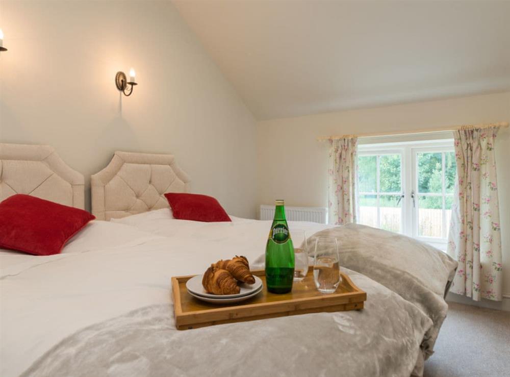 Twin/double bedroom (photo 3) at White Lodge Cottage in Carlton Miniott, near Thirsk, North Yorkshire