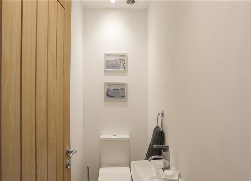 Bathroom (photo 3) at White Lodge Cottage, Niwbwrch (newborough)