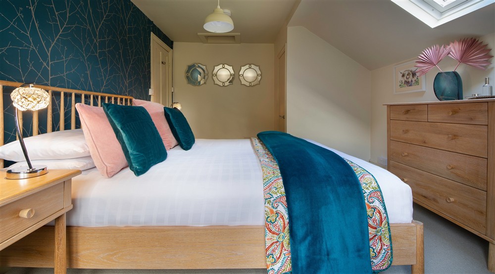 The double bedroom (photo 2) at White Lodge in Ganllwyd, Gwynedd