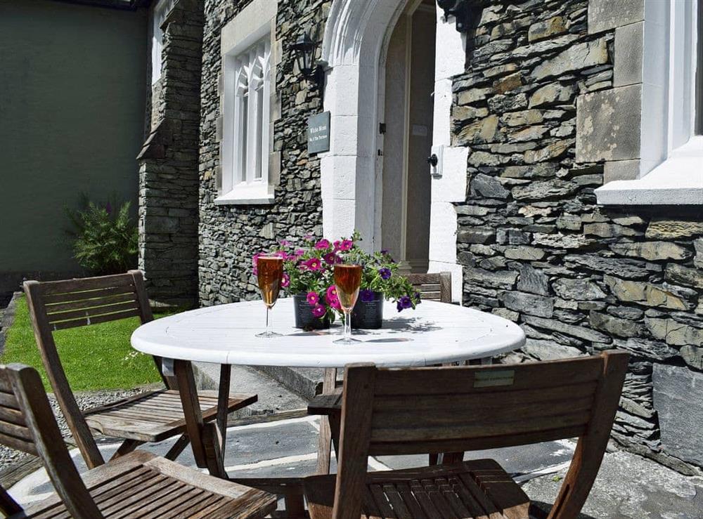 Charming sitting-out-area at White Moss in Windermere, Cumbria