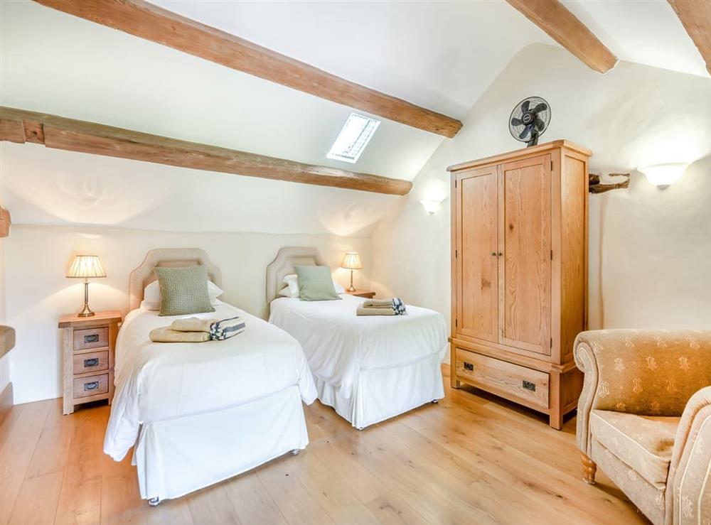 Twin bedroom at White Park Cottage in Whetton, Ashbourne, Staffordshire