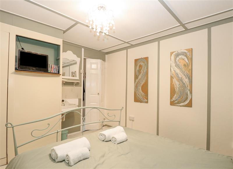 Bedroom (photo 2) at White Rabbit, Cross Lane, Eccles-On-Sea