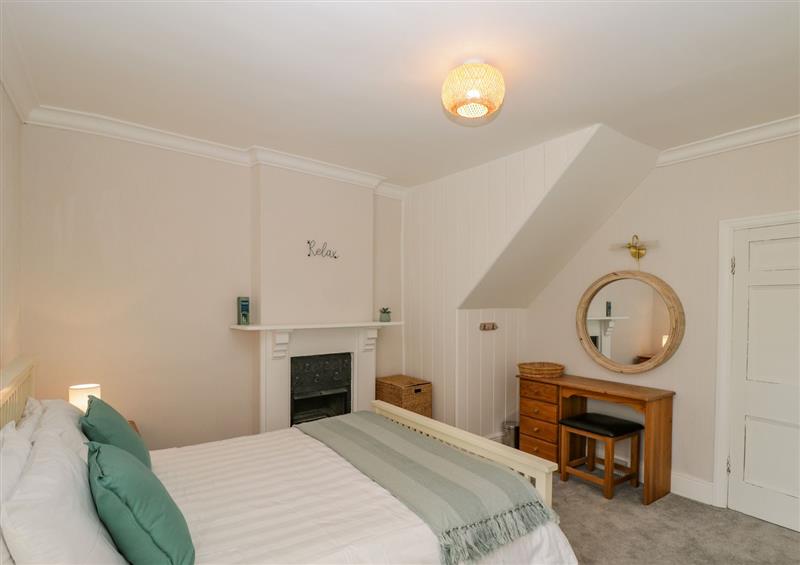 One of the 5 bedrooms (photo 3) at White Roses, Whitchurch near Monmouth