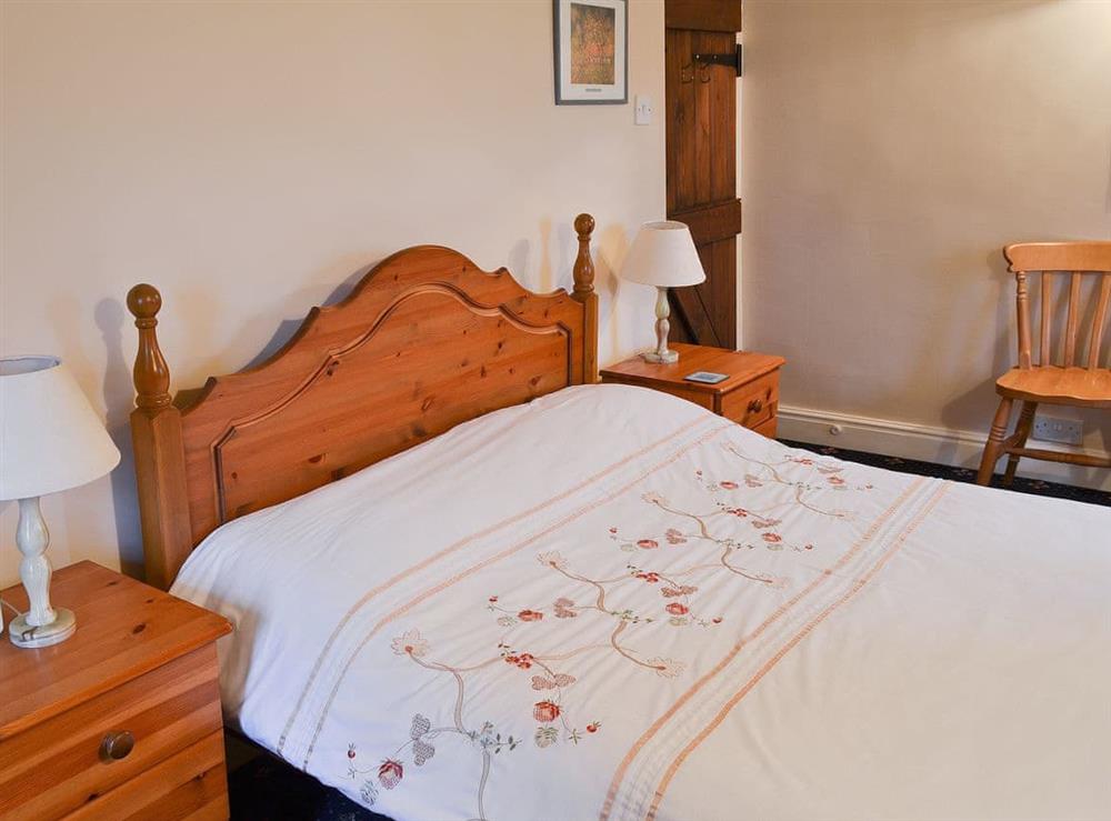 Double bedroom (photo 2) at White Towers in Caernarfon, Gwynedd