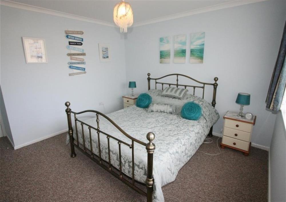 Kingsize bedroom (photo 2) at White Waves in Perranporth