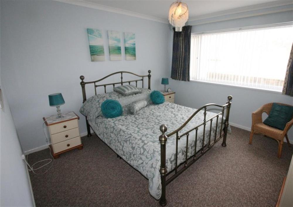 Kingsize bedroom at White Waves in Perranporth