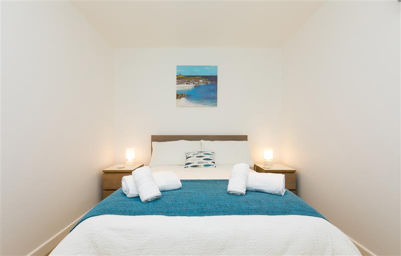This is a bedroom (photo 2) at Whitecaps, St Ives