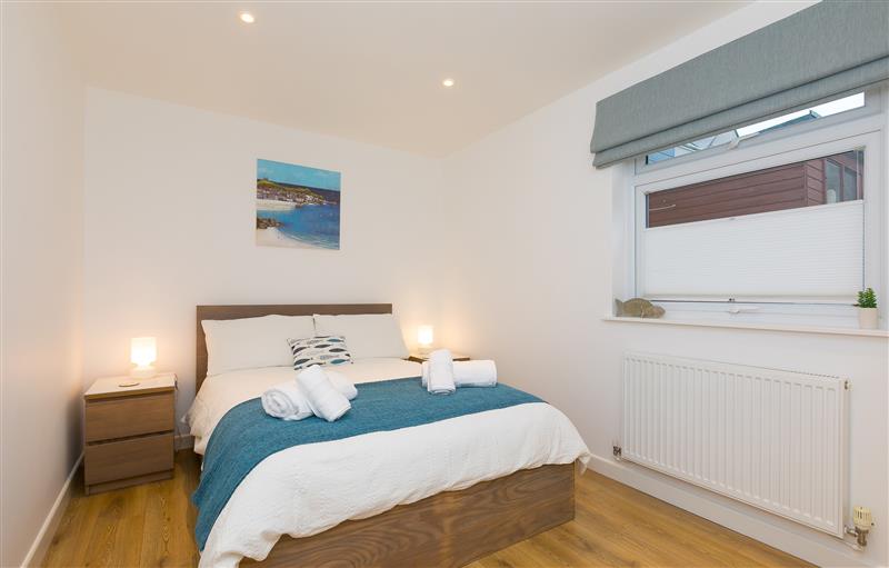 This is a bedroom at Whitecaps, St Ives