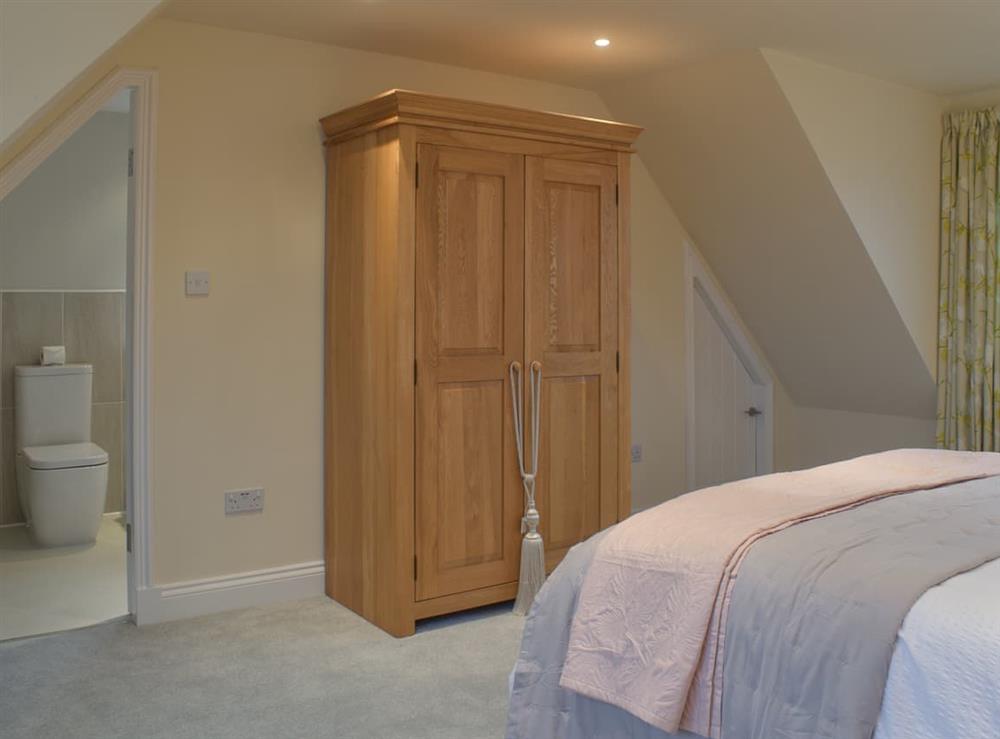 Master bedroom (photo 3) at Whitehouse Studio in Roslin, Midlothian