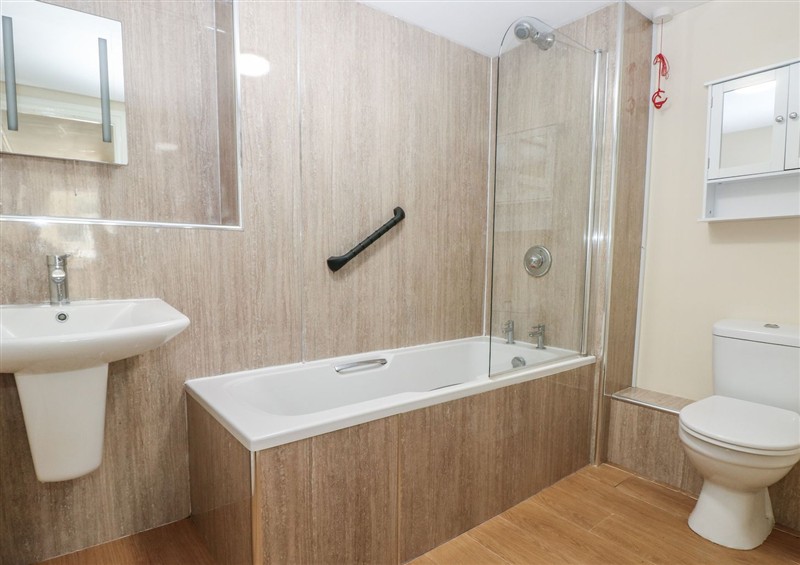 The bathroom at Whiteshell, Langland near Mumbles