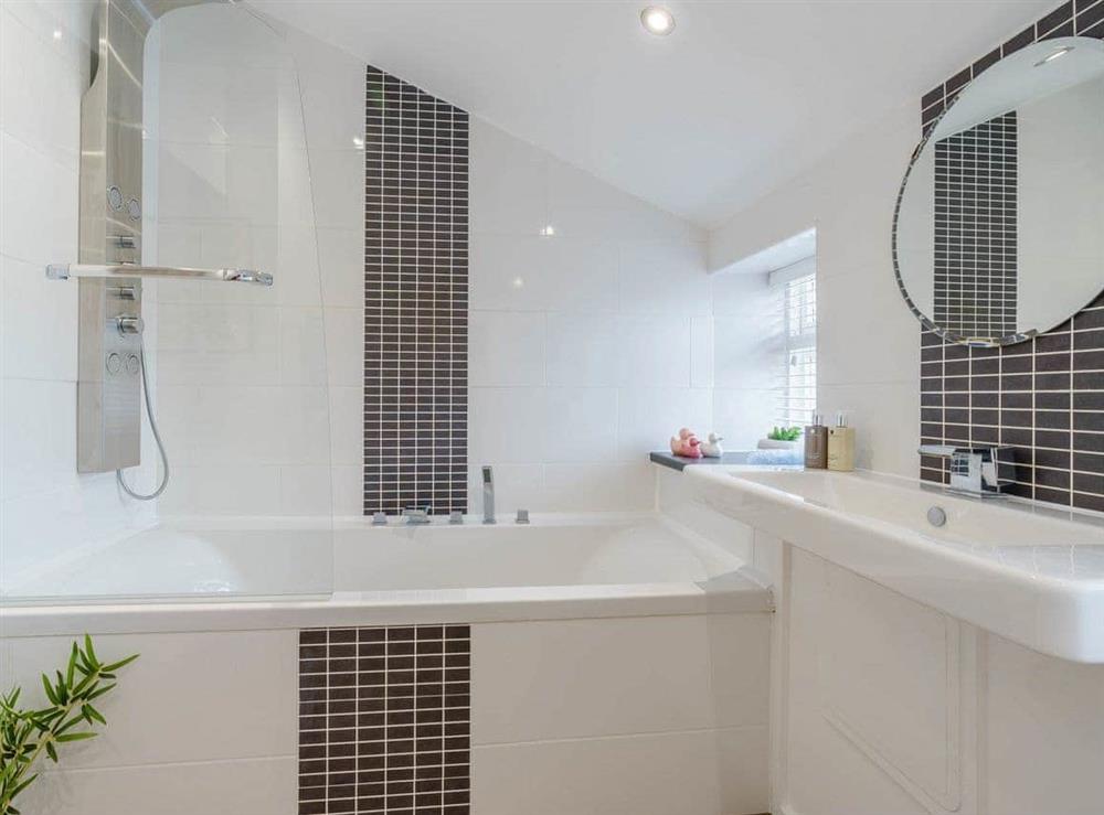 Bathroom (photo 2) at Whittle Dene Reservoir House in Stamfordham, near Newcastle-upon-Tyne, Northumberland