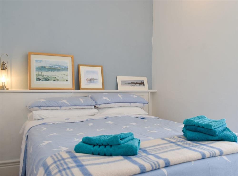 Double bedroom (photo 2) at Wild Waves in Hornsea, North Humberside