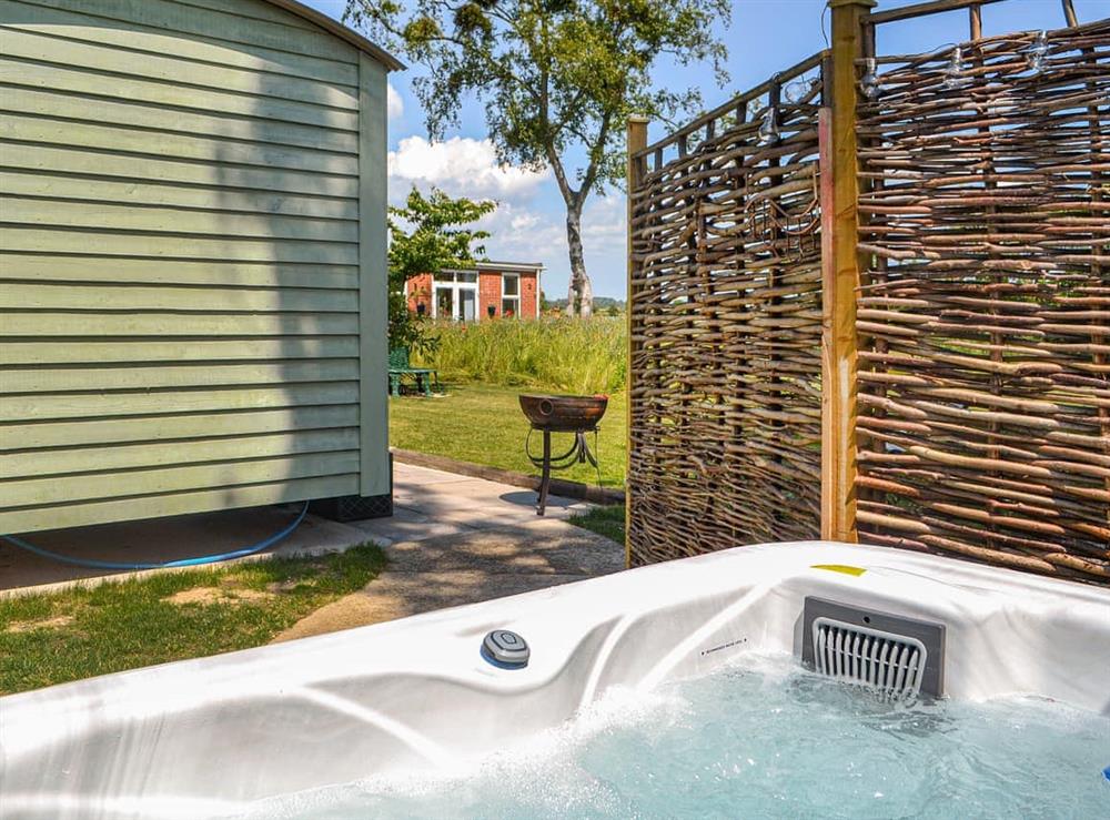Hot tub at Wildflower View in Gembling, North Humberside