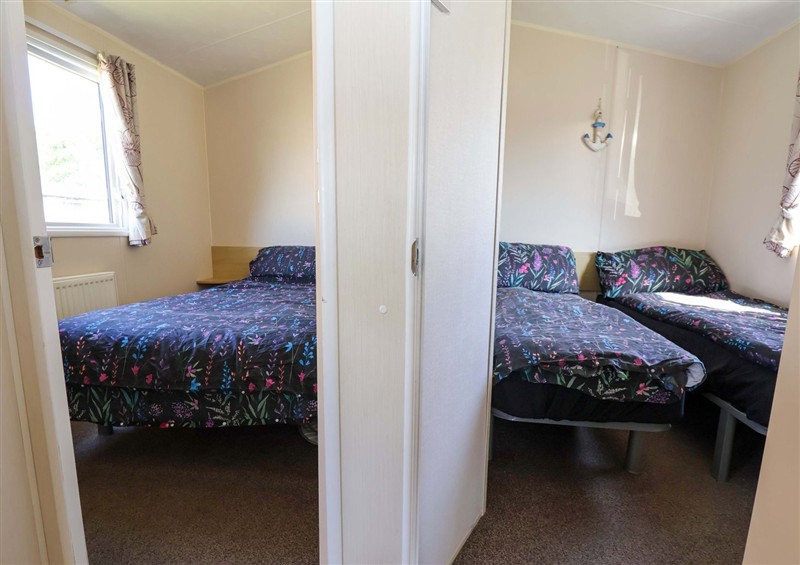 This is a bedroom at Willerby Aurora B14, Towyn