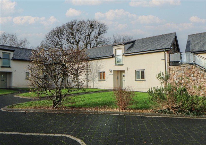 Outside Willow Apartment at Willow Apartment, Oldwalls near Reynoldston