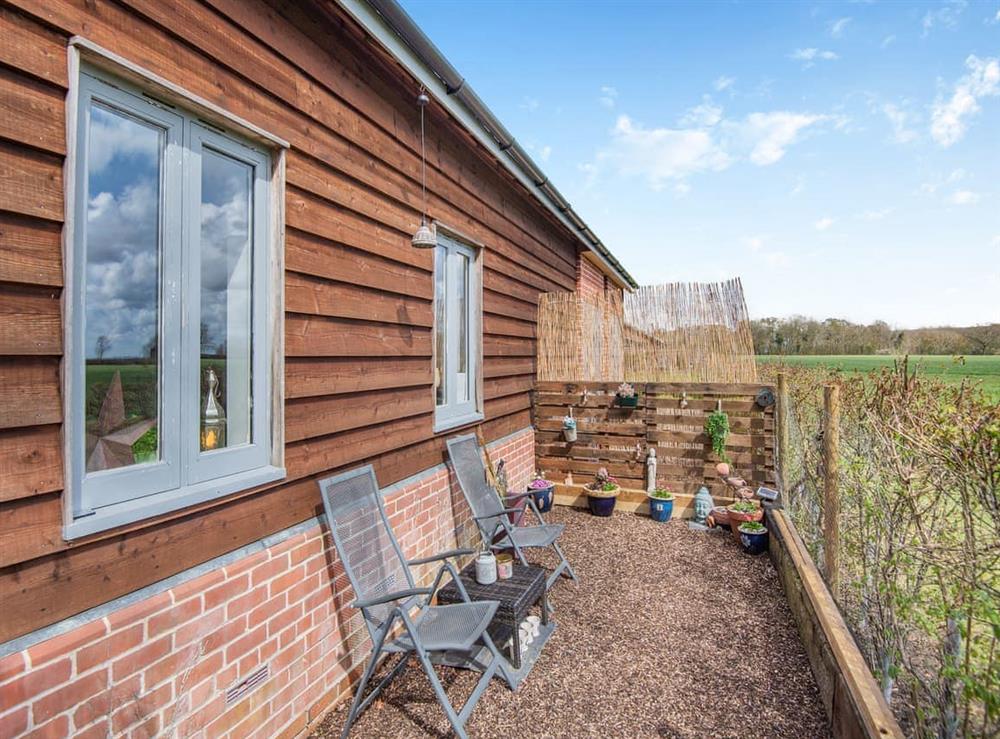Sitting-out-area at Willow Barn in Bury St. Edmunds, Suffolk